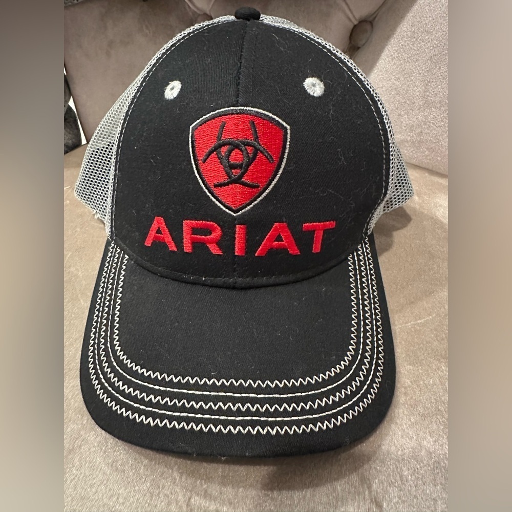 Ariat® Men's Black & Red Logo Snapback Ball Cap 1515866 Rodeo Cowboy Festival